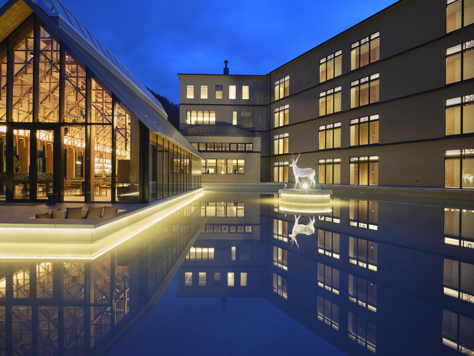 Lake Toya Tsuruga Resort Hikarinouta Toyako ภายนอก รูปภาพ